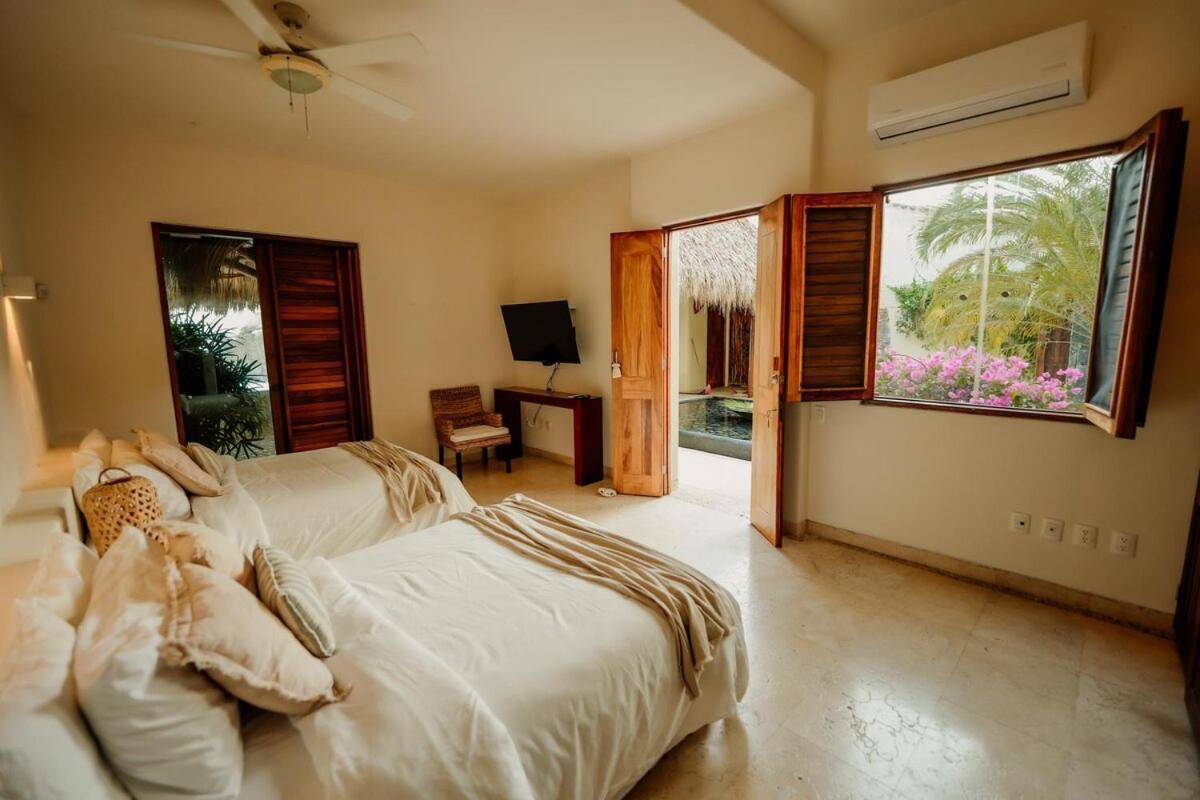 Dream Villa With Private Beach And Catering Zihuatanejo Eksteriør billede